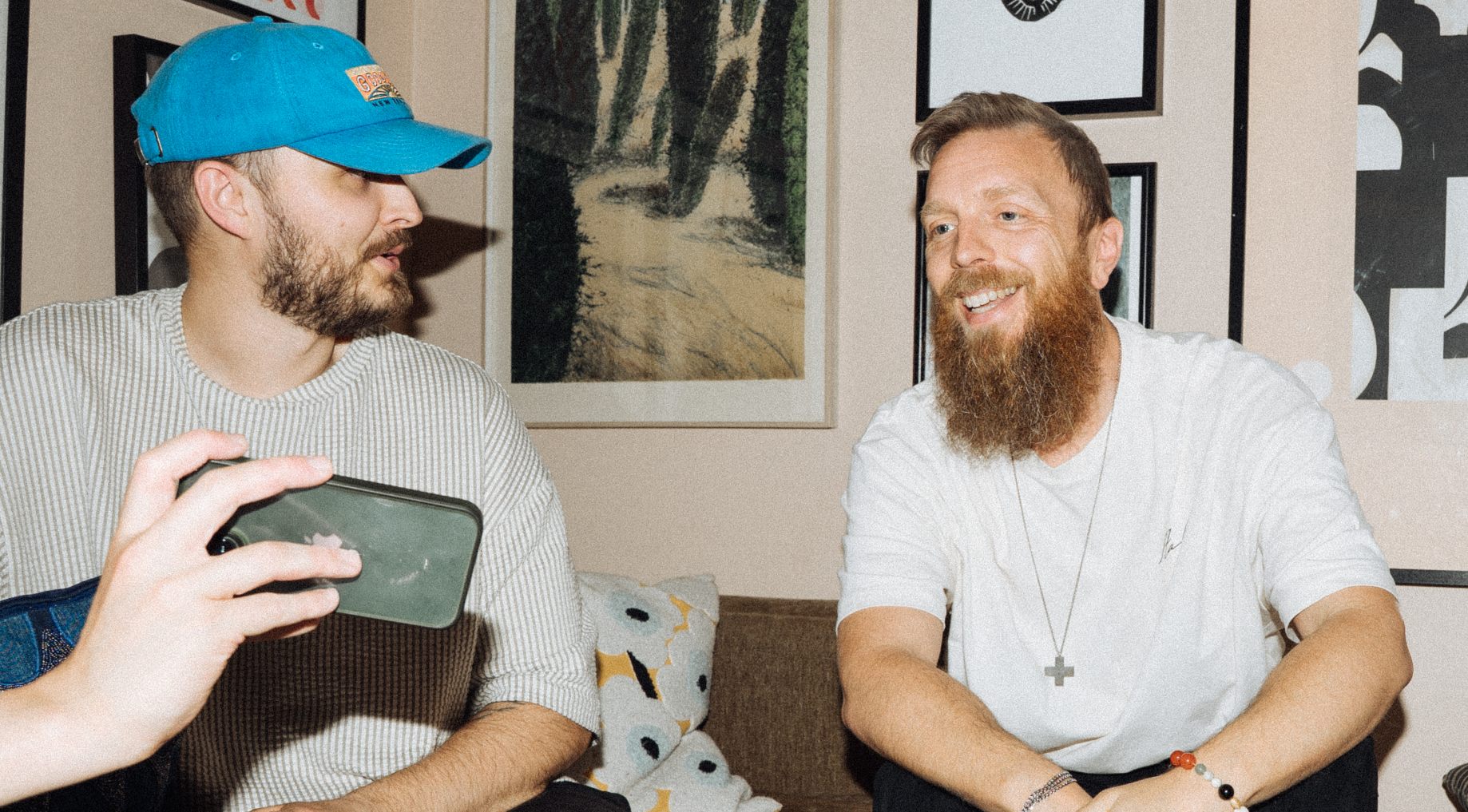 Gabriel Granberg och Fredrik Lundkvist från Viva Media diskuterar Fluid Brand Identity och framtidens grafiska profiler.